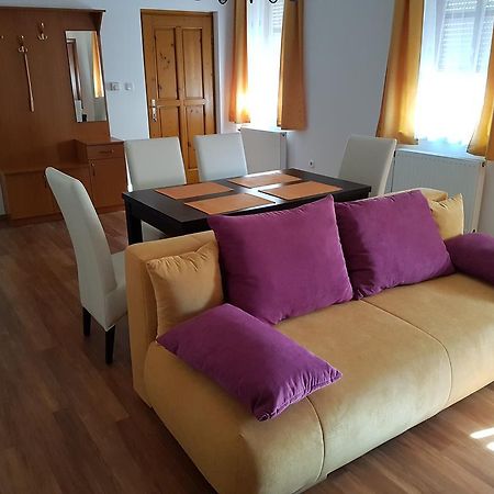 Apartman Kaszas Central Mosonmagyaróvár Exterior foto