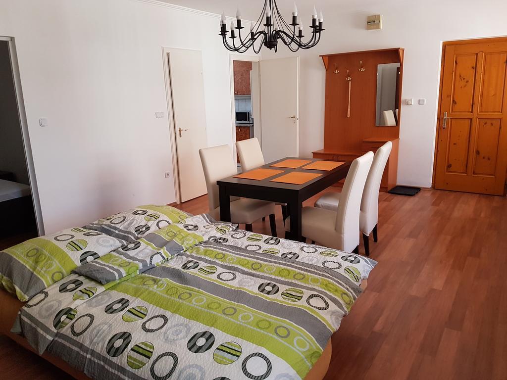 Apartman Kaszas Central Mosonmagyaróvár Exterior foto